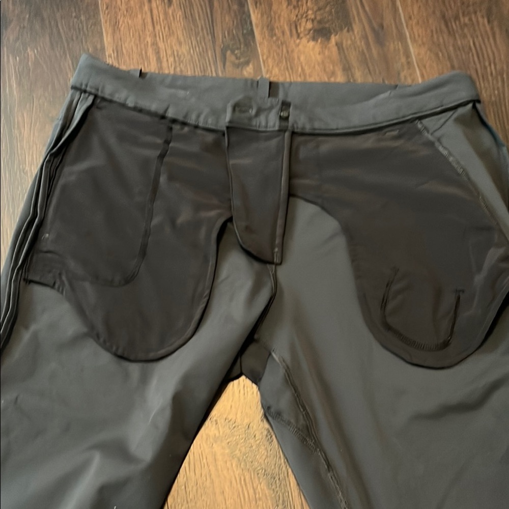 Lululemon ABC Pants - Picture 4 of 7